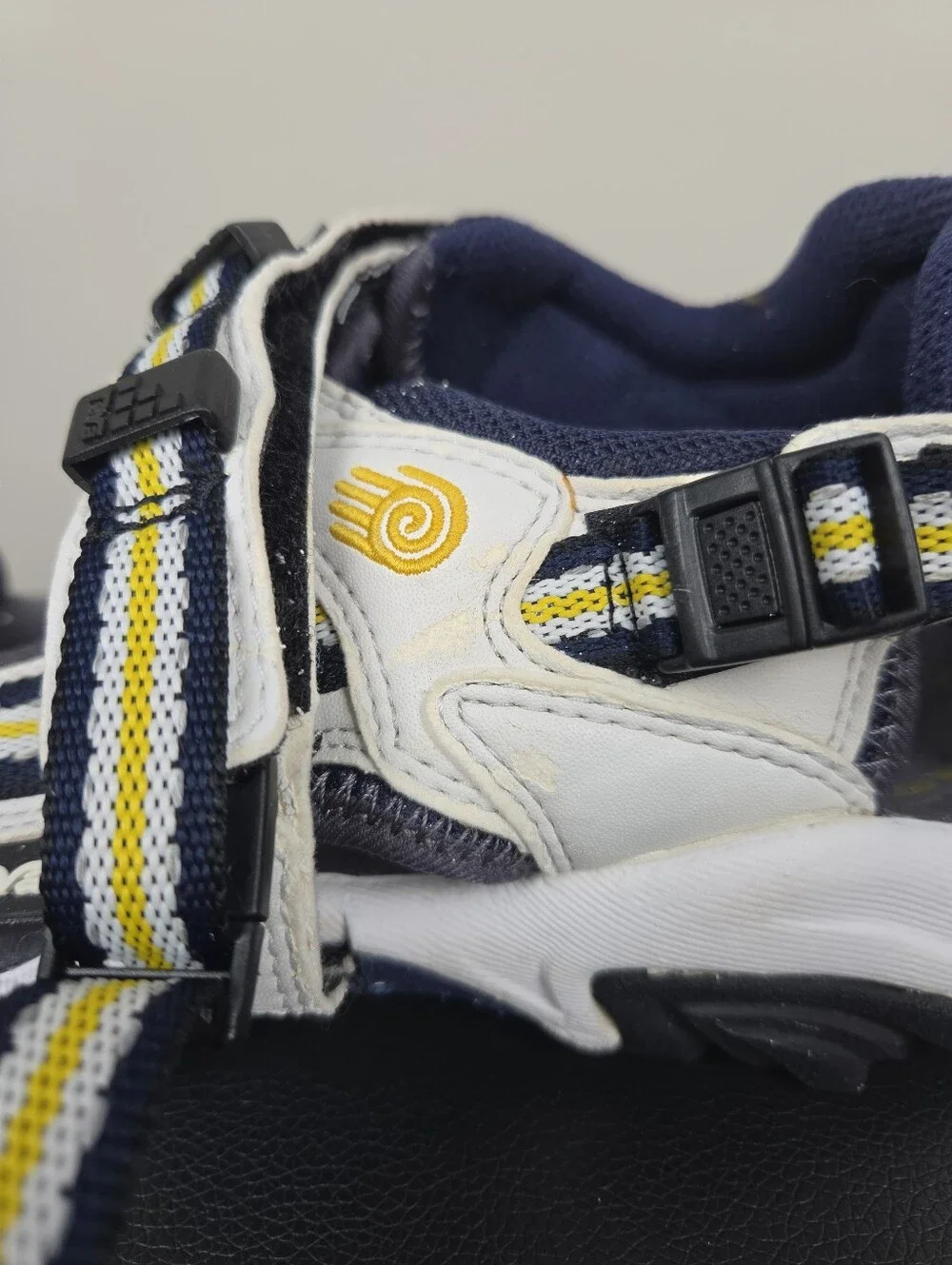 Vintage Y2K Teva Wraptor Sport Sandals Men\'s Size 9 White Blue Yellow Hiking Vintage Y2K Teva Wraptor Sport Sandals Men main image 2